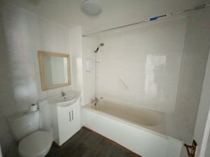 Photo 13- click for photo gallery